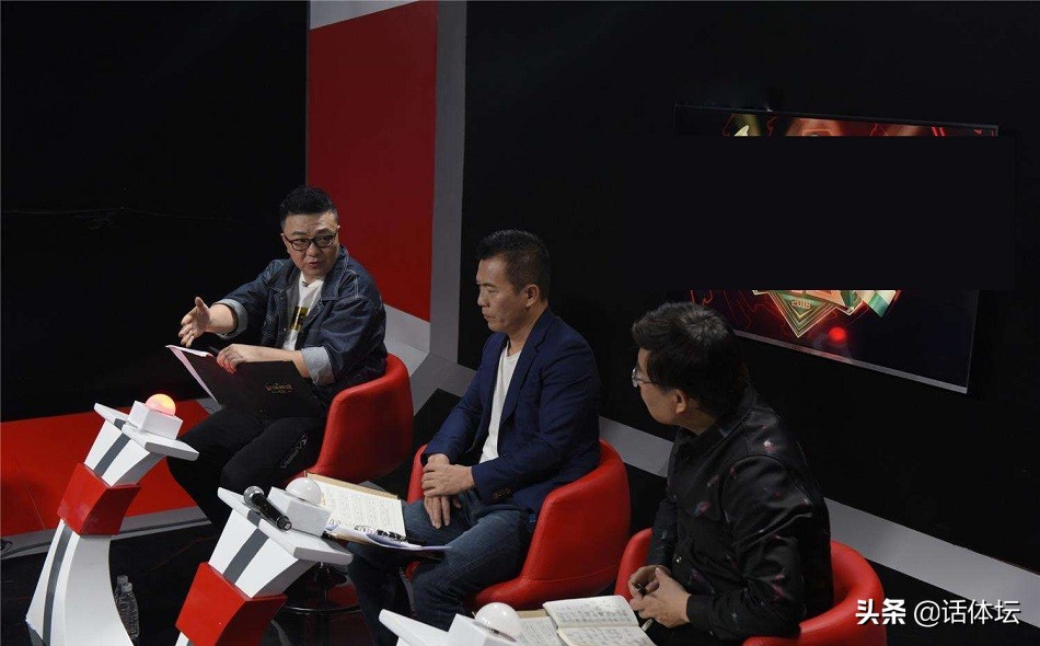 “骂1句国足,大红大紫”,你们扪心自问:到底是谁在蹭流量?