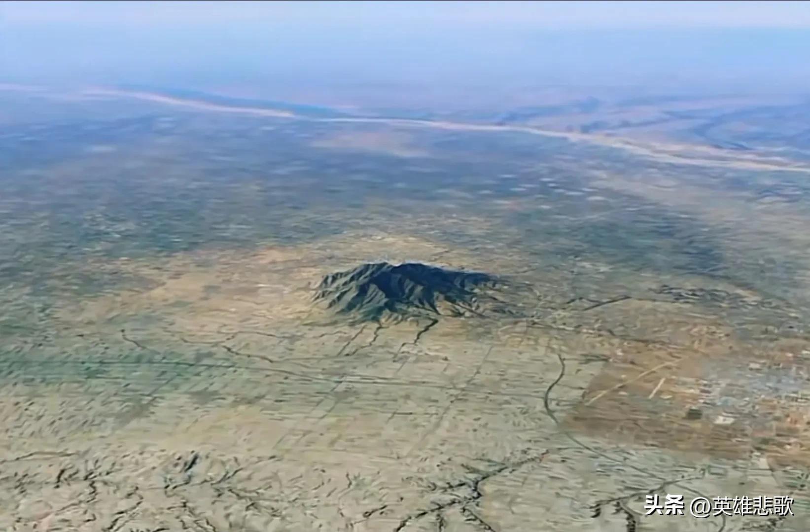 万荣孤山为什么孤零零一座山,中国最孤独的山靖江孤山