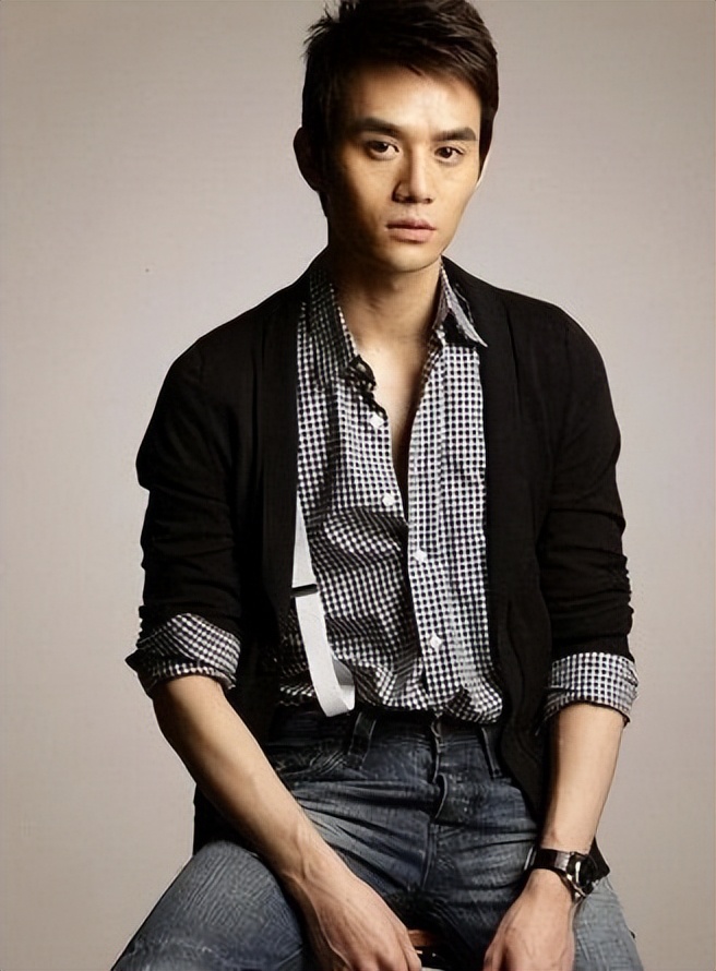 王凯谈患病经历视频,王凯爸爸什么病