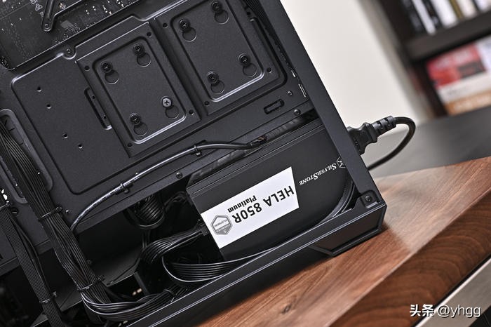 低调实用中塔——ROGZ690HERO+影驰4070Ti+银欣FARAB2装机展示