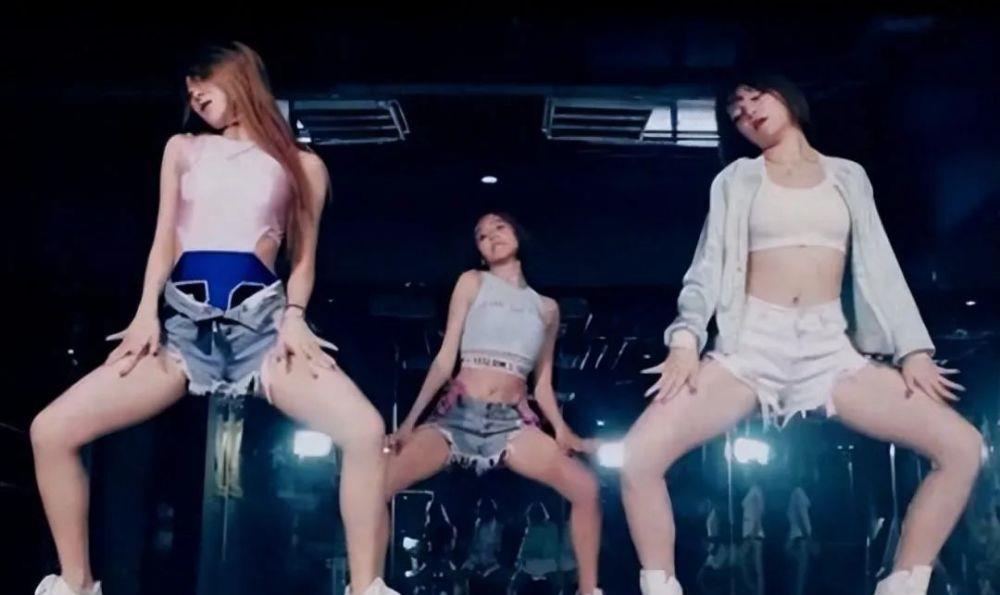 揭秘疯马秀事件,疯马秀事件引热议