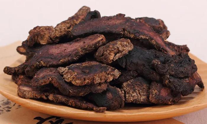 半夜醒，多是血燥，简单两味药泡水喝，滋阴润燥，安神助眠