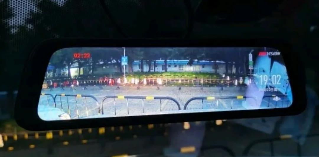 行车记录仪评测2023横评,es300h臻享版2023带行车记录仪吗