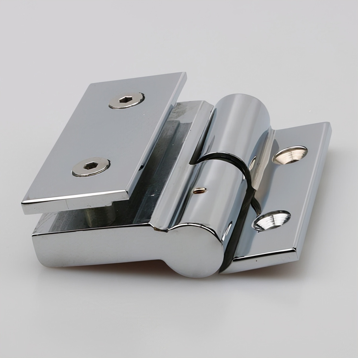 实木房间门缺点,实木门不结实