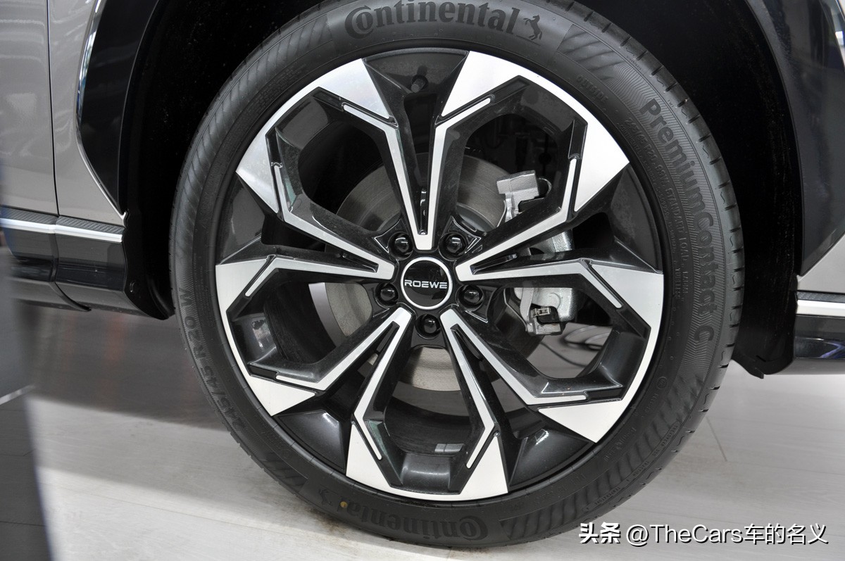 全新第三代荣威rx5动力和内饰,荣威最新款27寸车屏幕怎么用