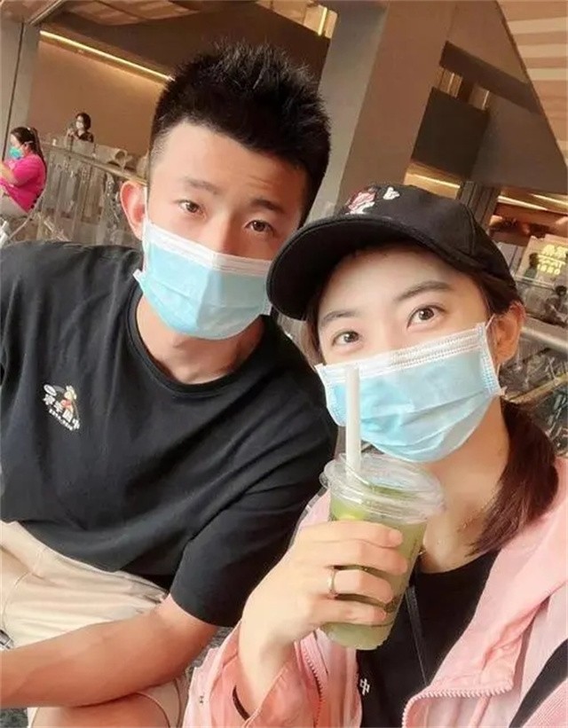 王适娴谌龙17岁,王适娴几岁和谌龙在一起的