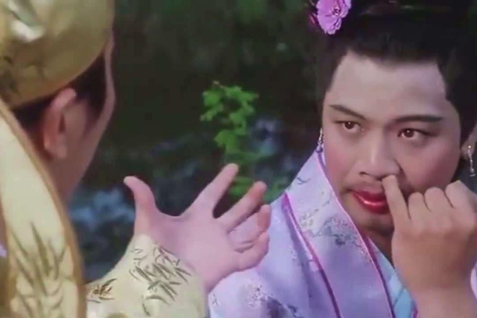 不顾形象的帅气男明星,不顾形象的男人具体表现