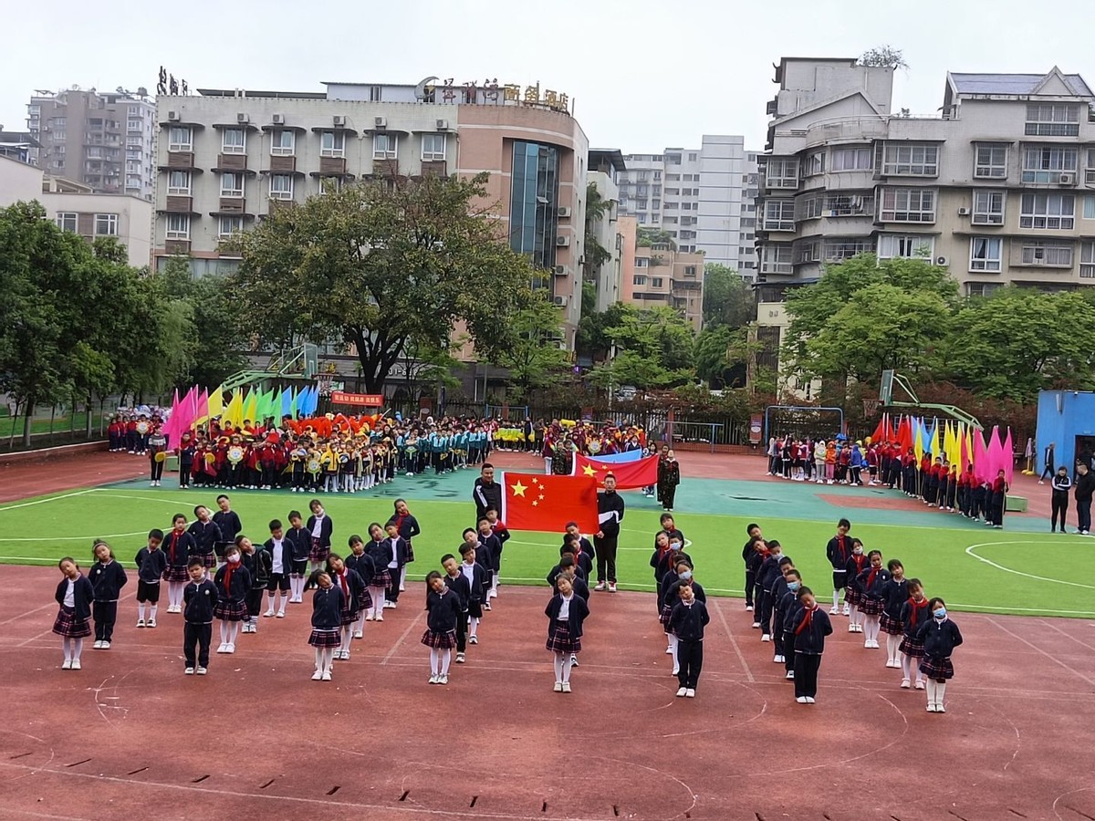 宜宾举办足球联赛的学校,航天小学运动会