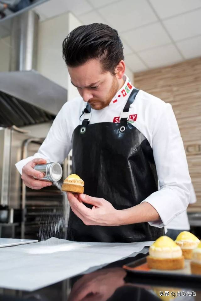 我，乌克兰人，在中国工作，认识重庆老婆，生俩混血孩子跟妻子姓