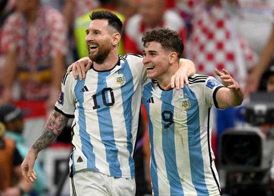 三冠王阿根廷,三连冠阿根廷