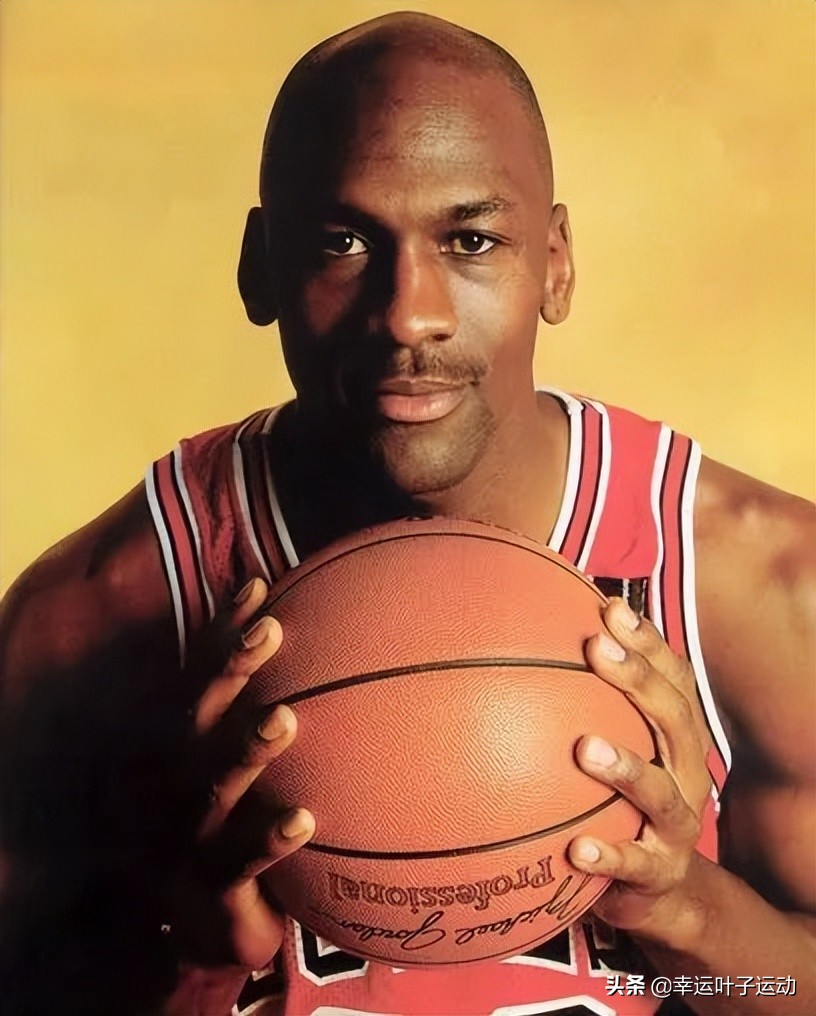 aj1怎么穿搭才好看,aj1反转禁穿low穿搭推荐