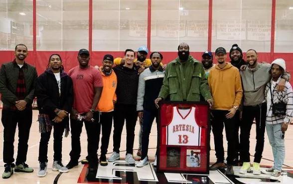 再见了，13号球衣！两战狂轰75+25