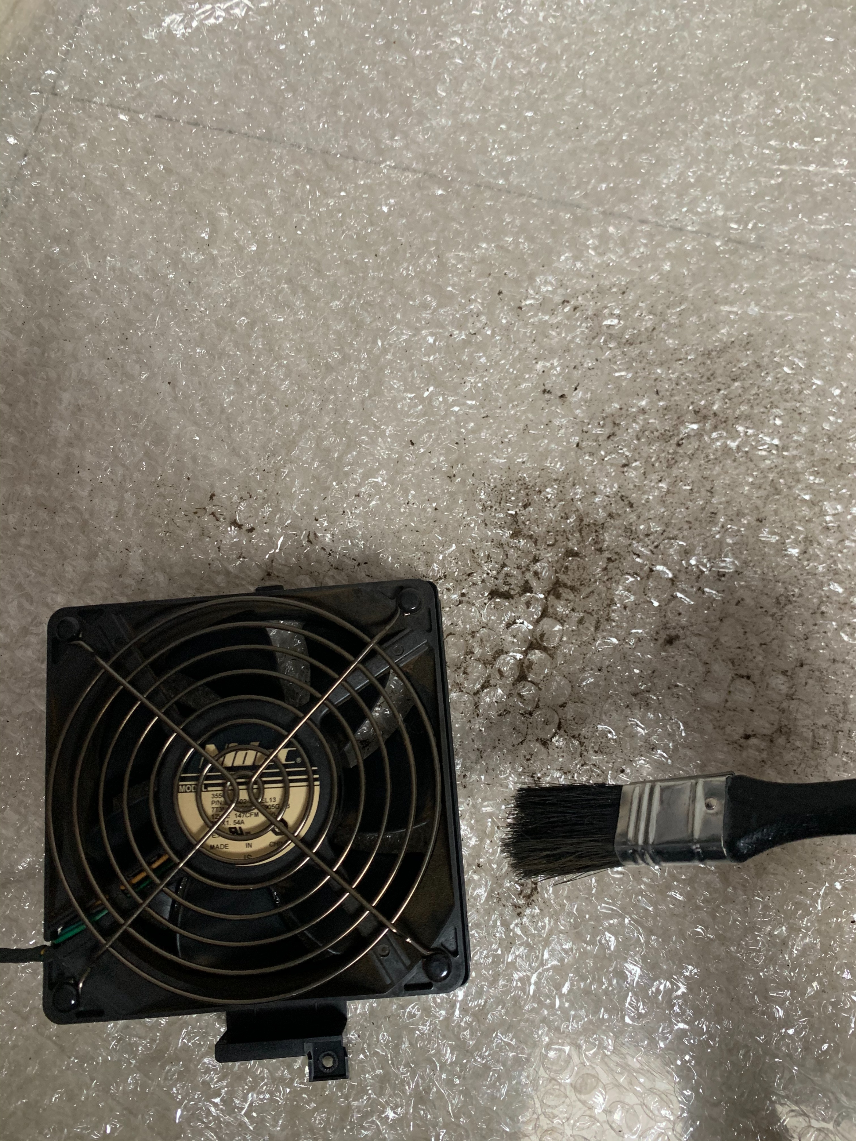 外星人大三角机箱什么材质,外星人大三角机箱购买