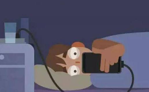 边玩手机边充电会不会爆炸官方,苹果手机边充电边玩会爆炸吗