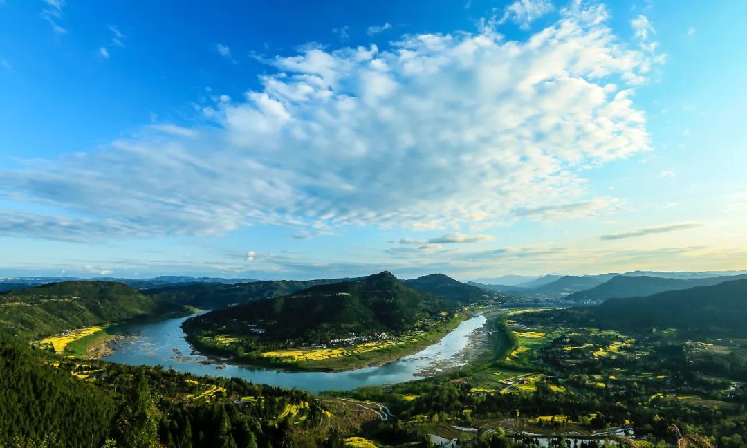 四川五一节四日游小众旅游地点,暑假四川旅游3-4天攻略最佳线路