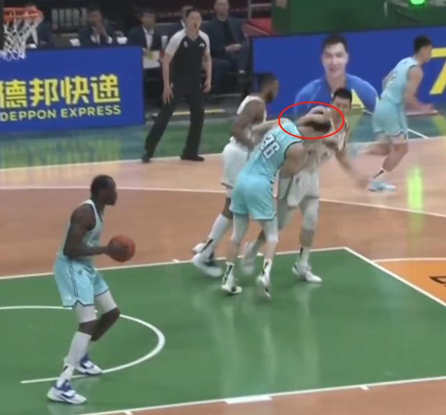 cba付豪肘击处罚结果,付豪勾拳