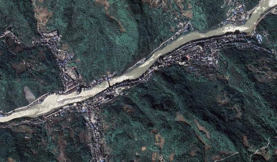 云南的小县城还有没有发展,云南的城市为什么叫州