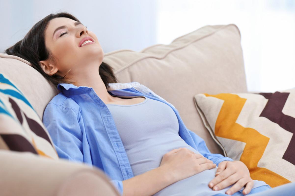 16岁女生肛裂正常吗,26岁女孩肛裂用啥药