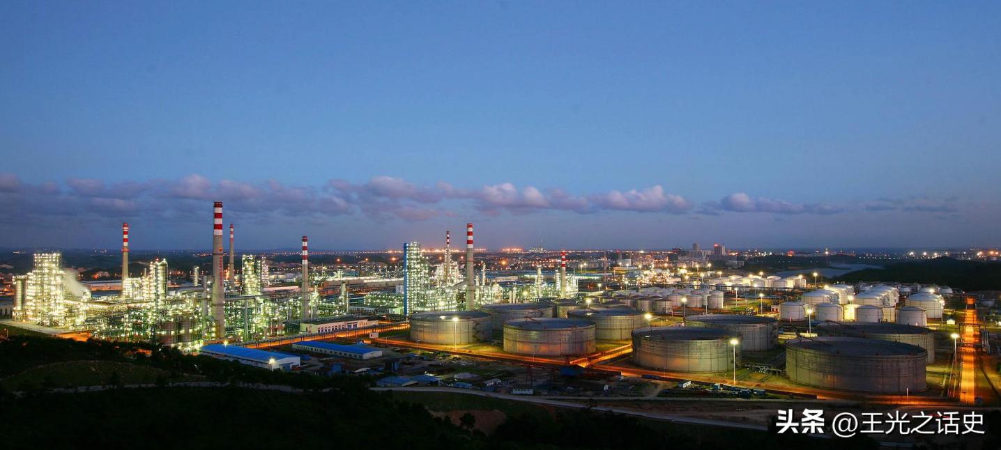 2022卡塔尔世界杯卡塔尔厉害吗,卡塔尔世界杯到底赚了多少钱