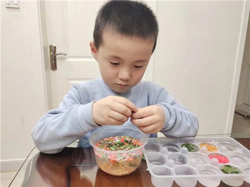 看开幕式、做手抄报、体验滑雪……*安泰**学生寒假“云迎”冬奥盛会