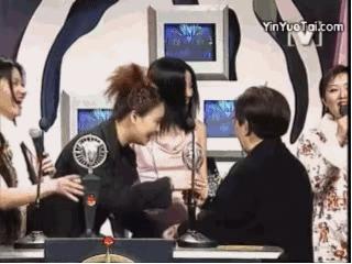 那英被歌手点评,那英被吐槽的歌曲