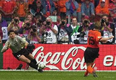 足坛十大诡异事件,国际足坛的几个大惨案