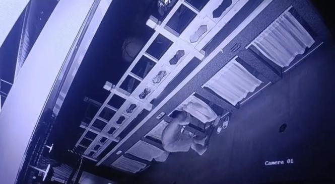 长沙一男子遭同性猥亵，全身无力疑被下药，1200元和解惹争议