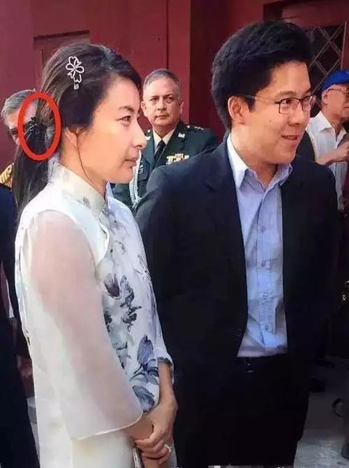 郭晶晶下嫁霍家后为何如此低调,下嫁霍启刚的郭晶晶曝光家庭地位