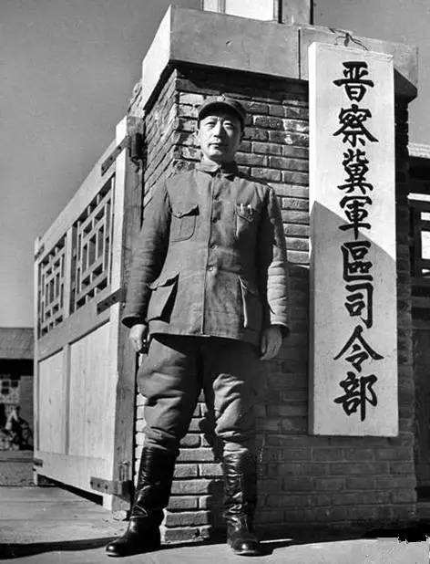 1955年,十大元帅名单一出令蒋介石沉默,他对各位元帅有何评价?