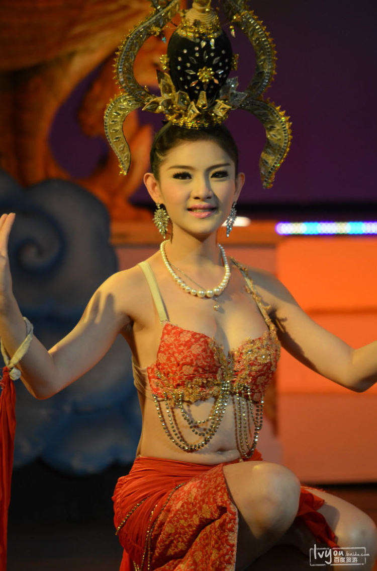 上班族可以旅游吗,现在普通人可以随便出国旅游吗