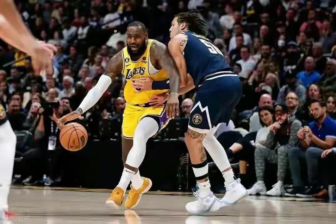 最强nba詹姆斯天选之子突破,天选之子詹姆斯的四个冠军