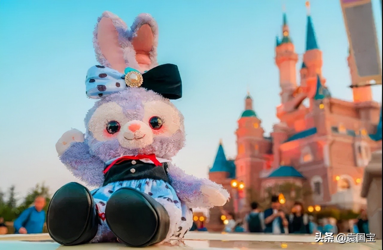 玲娜贝儿是童话人物吗 (玲娜贝儿新闻评述)