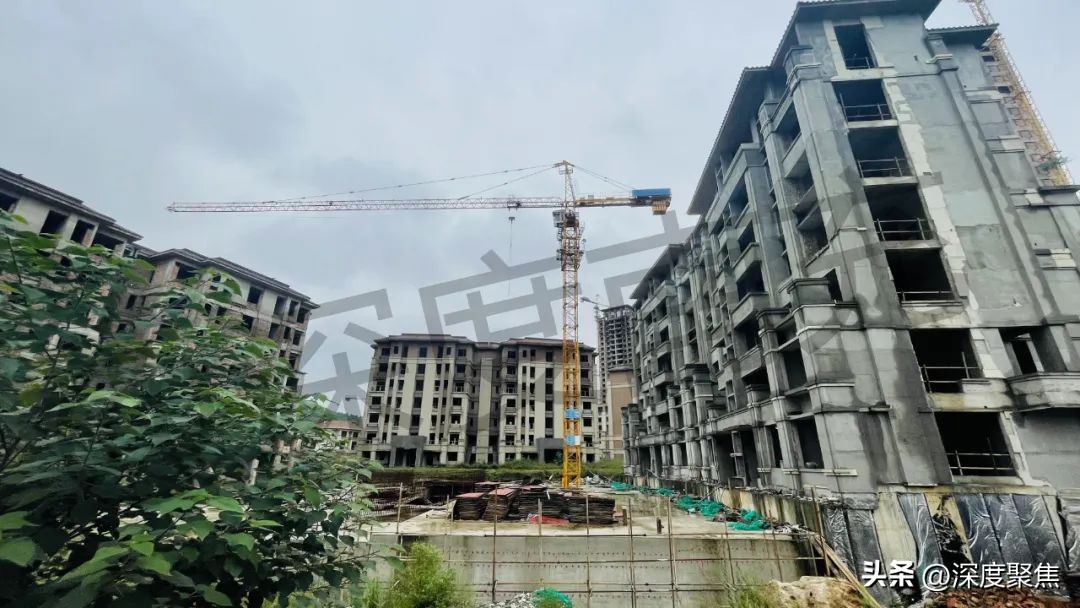 恒大御龙天峰交房时间,实探恒大楼盘施工情况
