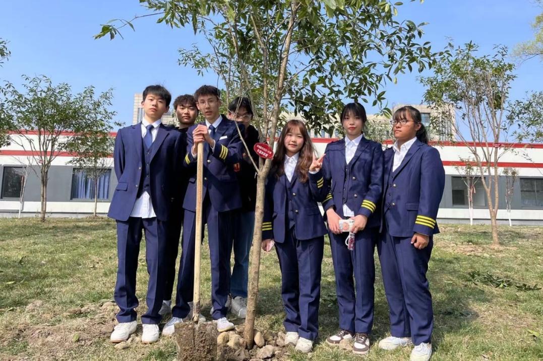 成工智造技术学院|“智造”未来，走向“成功”