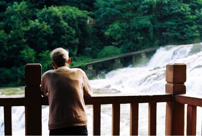 老年男艾滋的10个征兆,老年人艾滋病成为高发原因