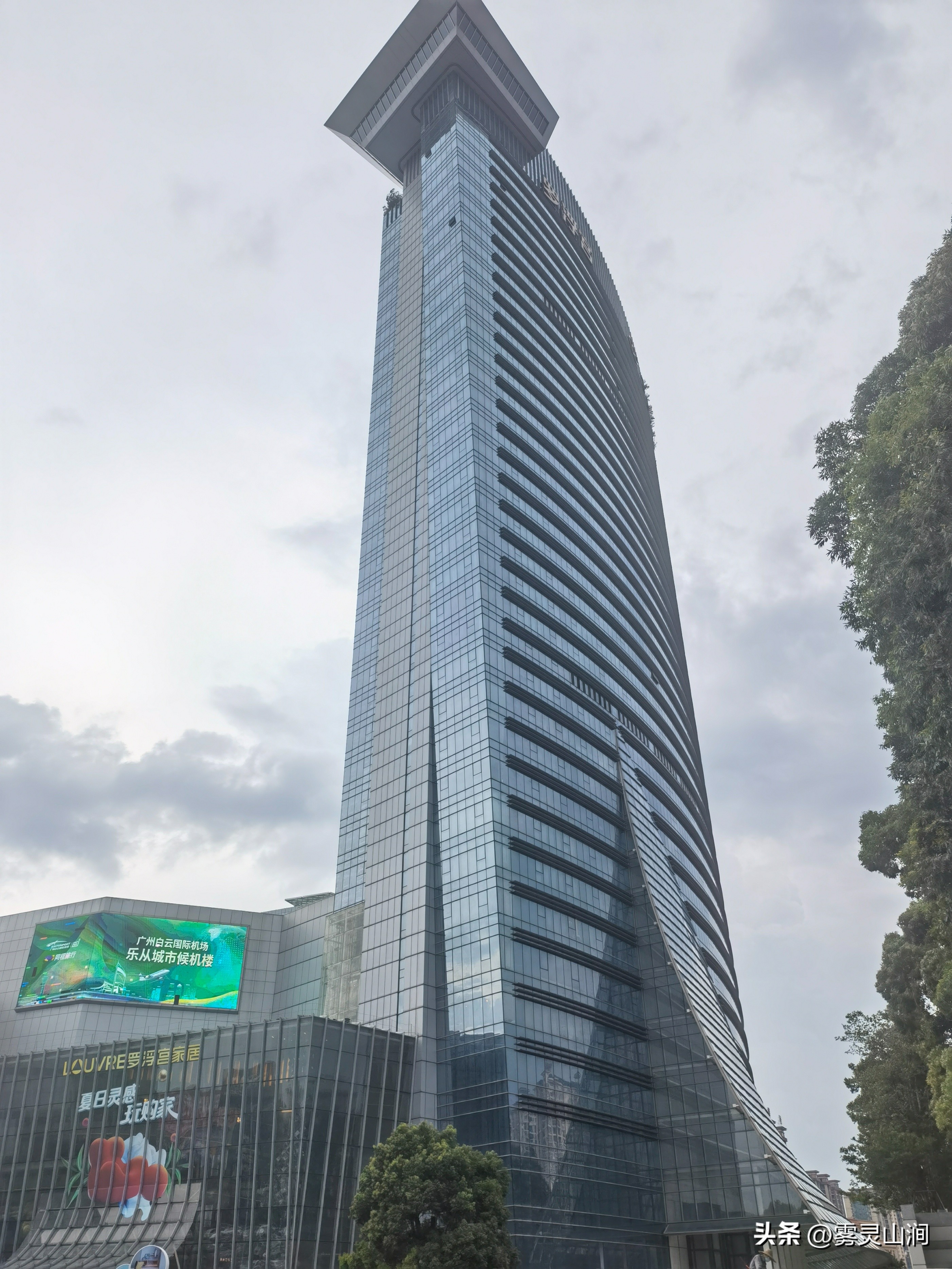 佛山罗浮宫索菲特酒店夜景,佛山罗浮宫索菲特酒店的布局亮点