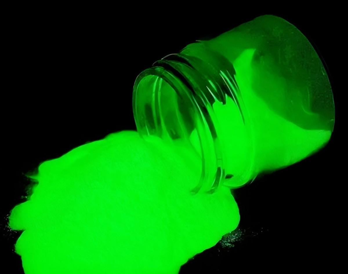 喝核辐射的水死了后骨头还在发光,喝核辐射水消失八年的人