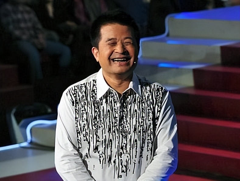 从央视名嘴到无名大爷,从无名到高朋满座郭德纲