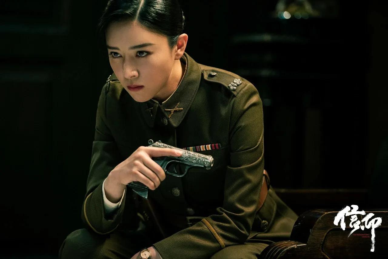 讲述红色特工李克农故事的-谍战剧《信仰》今晚开播