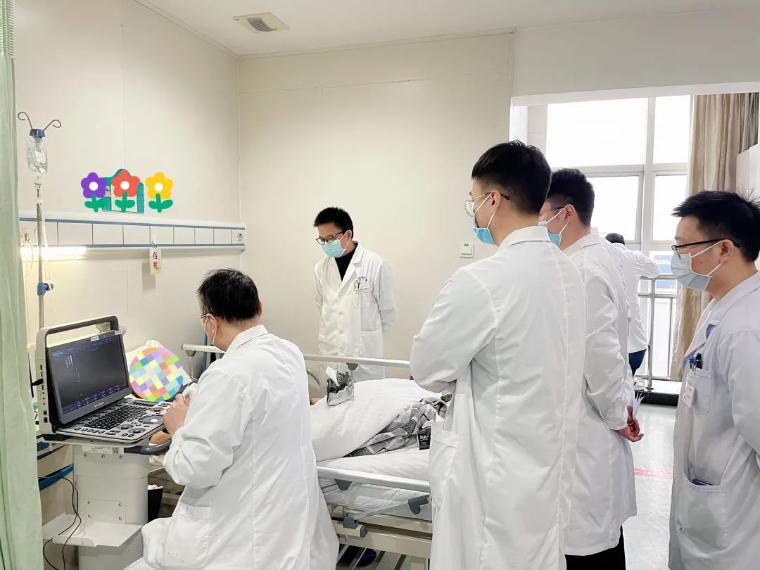 如何拆除“胸主动脉瘤”这颗定时*弹炸**？重庆大学附属肿瘤医院已常规开展这项精准“拆弹”技术