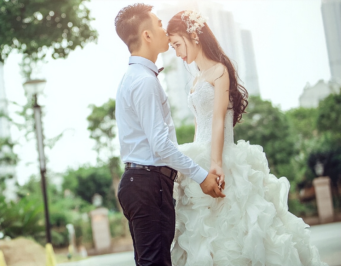 网红鼻祖程琳是怎么火的,程琳网红鼻祖以前qq空间的照片