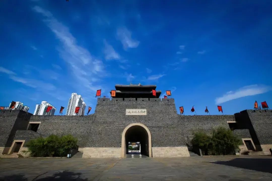 中国淹城,湖塘淹城