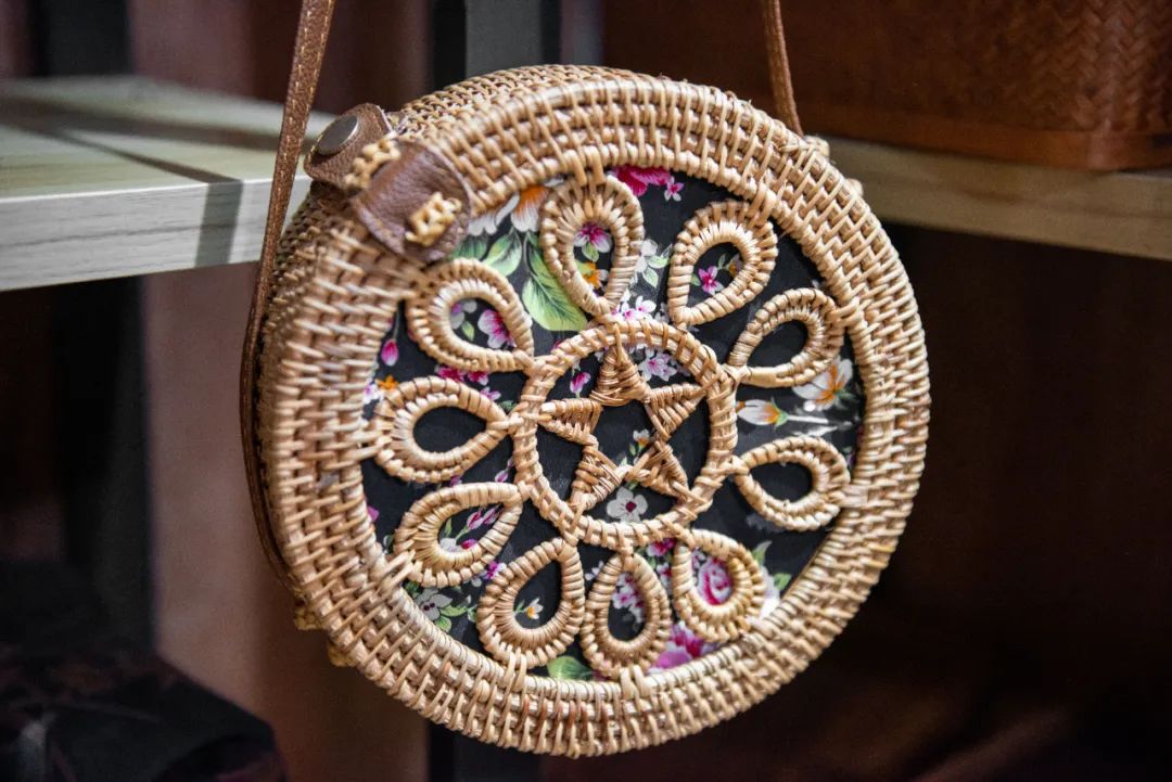 腾冲旅游必买礼包,到腾冲旅游应该买什么纪念品呢