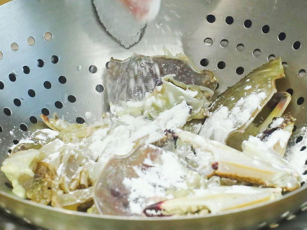 中秋美食月饼品尝与传统文化体验,中秋团聚的时候必吃的美食