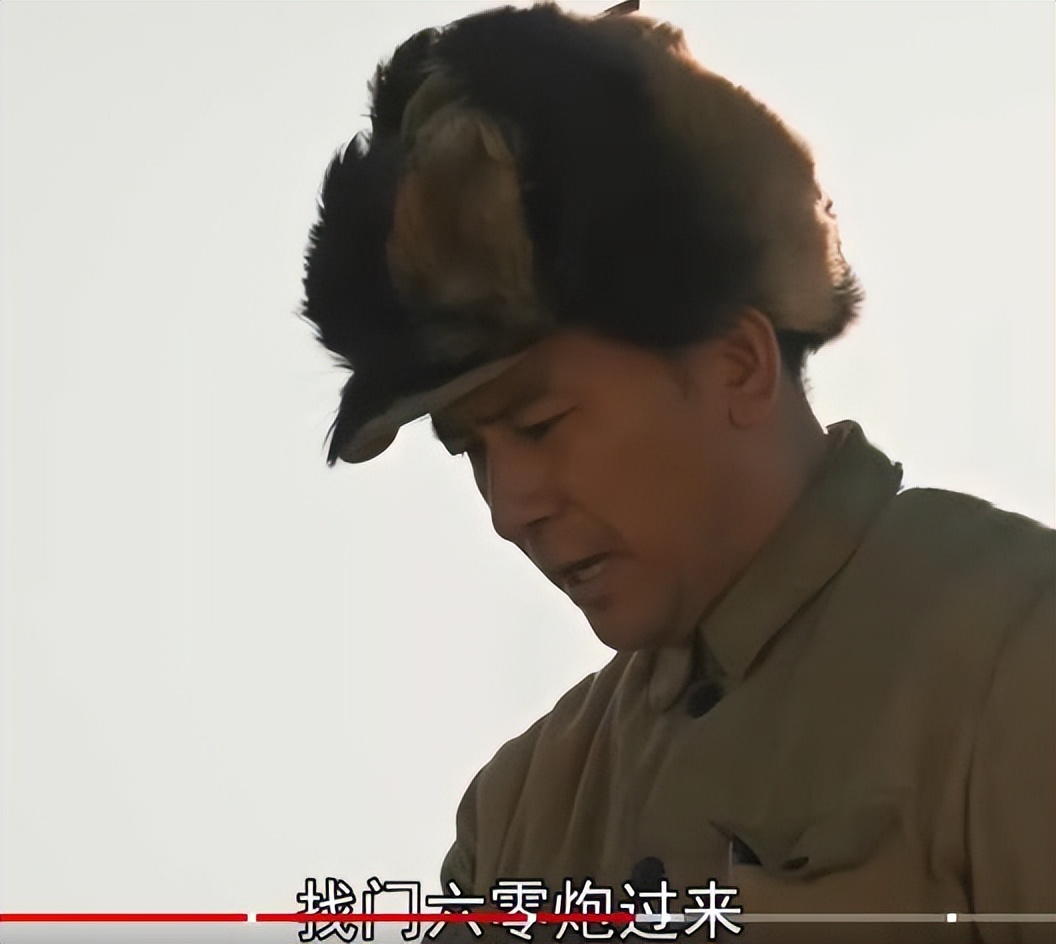 胡奇才突遭敌机轰炸,不怒反喜:我军赢定了