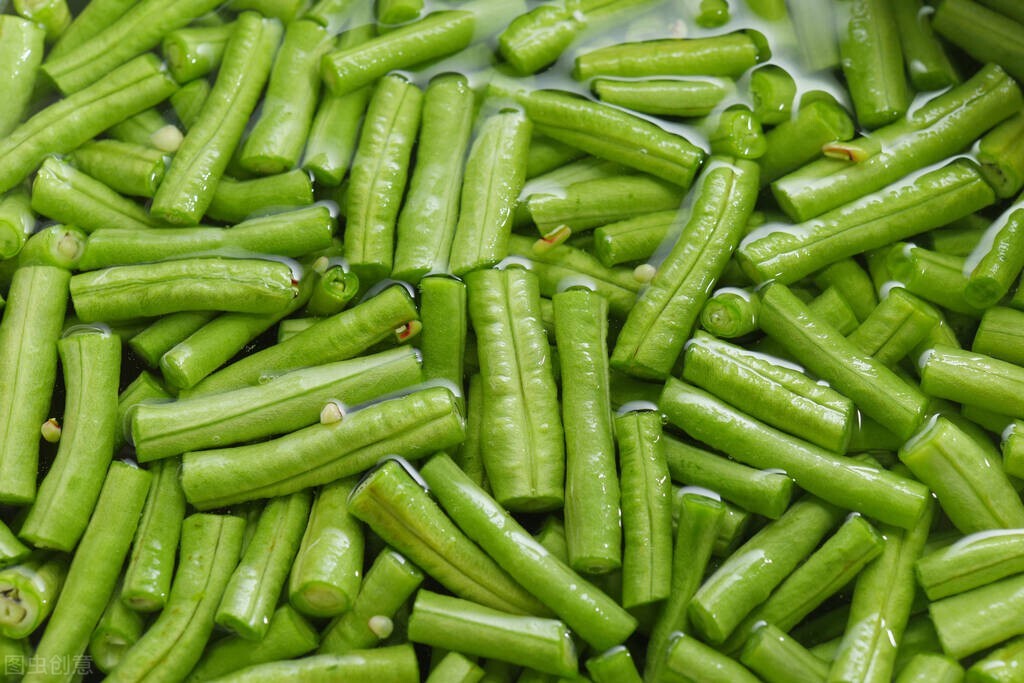 凉拌豆角的豆角有点生怎么办,凉拌豆角怎样做又脆又好吃