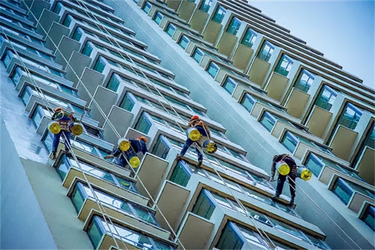 离死亡最近的职业,高空工作坠落死亡事件