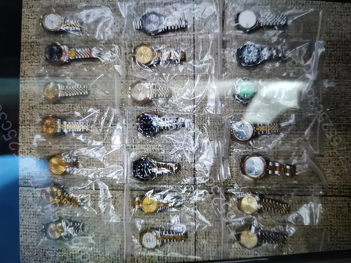 偷价值上百万名表,100多万名表被盗