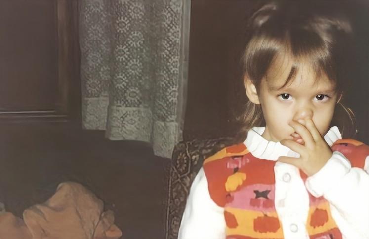 杰西卡阿尔芭全家福,杰西卡阿尔芭三胎照片