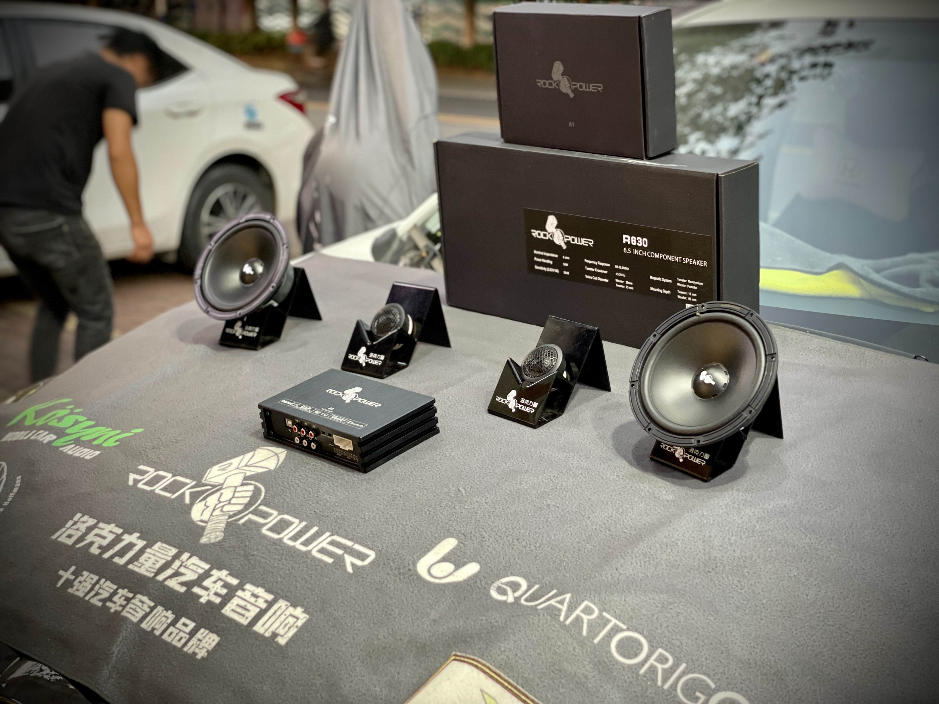 本田缤智1.5t一嗨租车音响,缤智三频均衡汽车音响